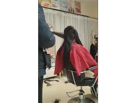 剪长头发视频（20）